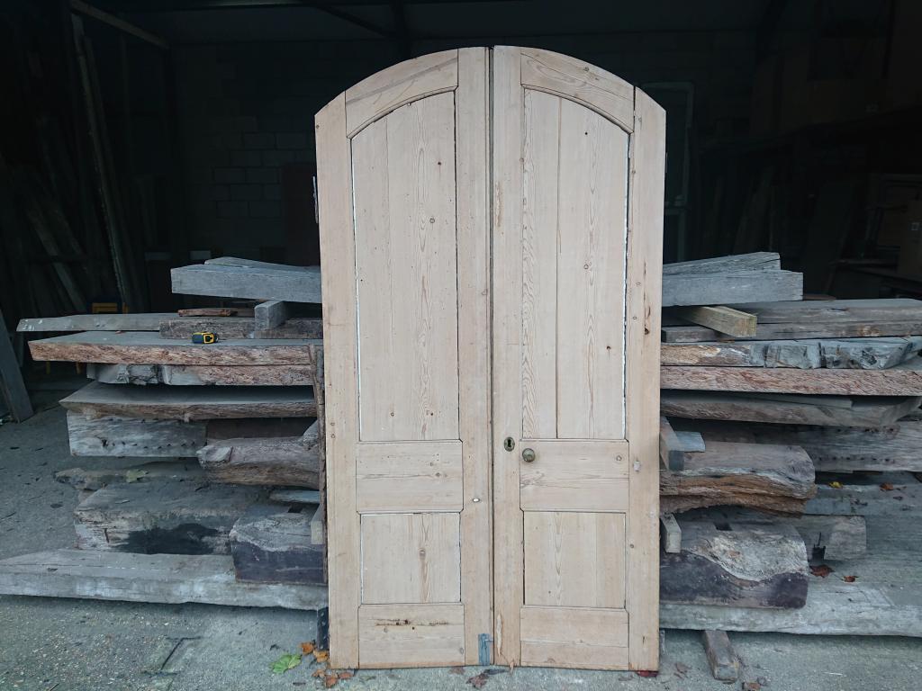 Pair of stripped arched doors