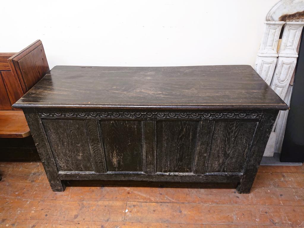 Oak coffer