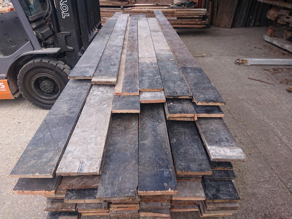 <p>Reclaimed Pine Flooring, 6 3/4" wide</p><p>145 m2 all from one house</p>